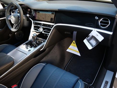 New 2026 Bentley Flying Spur Plug-In Hybrid image 29