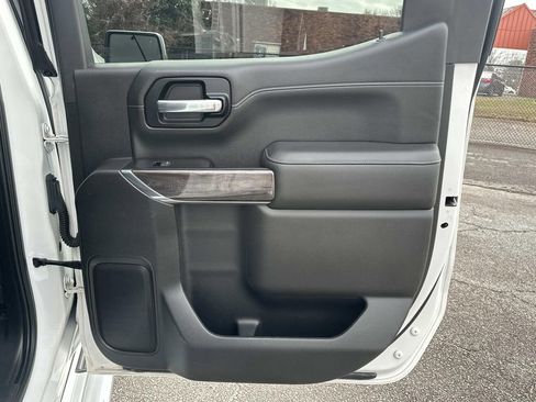 Used 2019 Chevrolet Silverado 1500 LTZ image 16