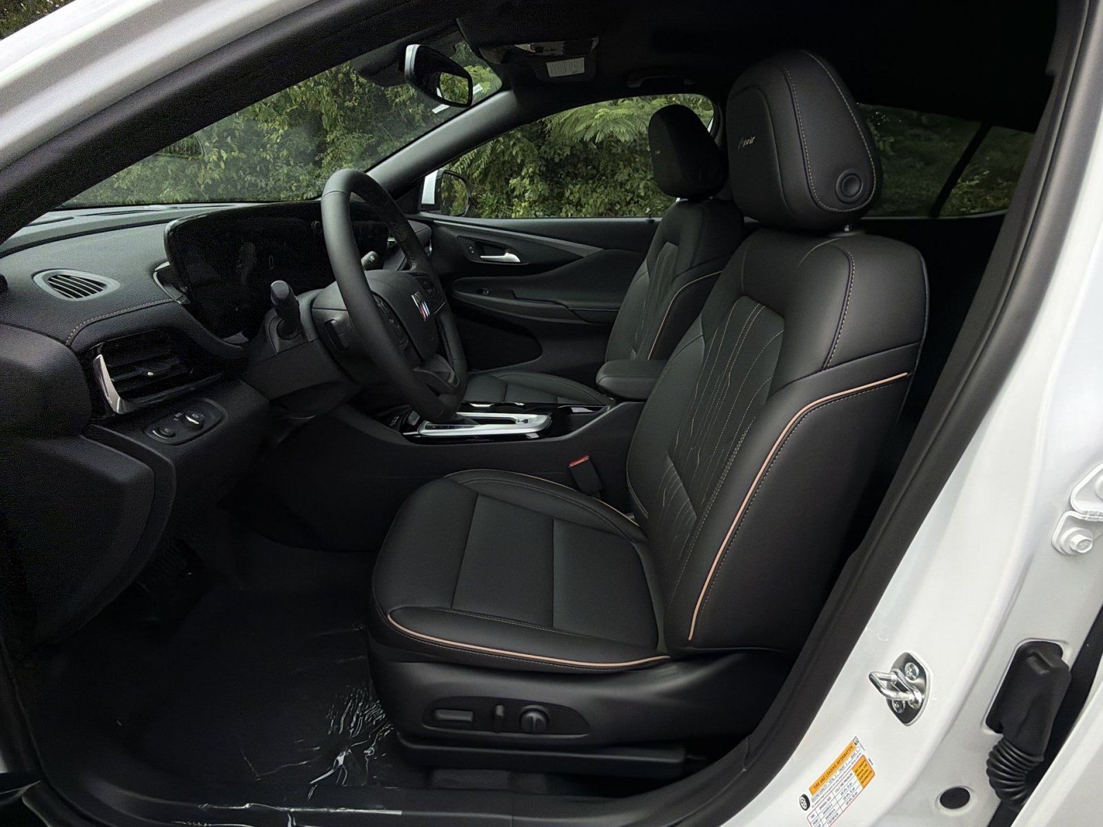 New 2026 Buick Envista Preferred FWD image 13