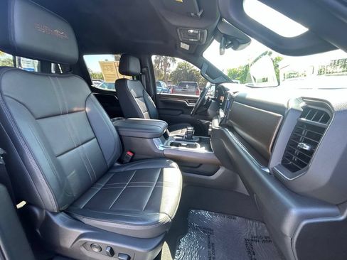 Used 2024 Chevrolet Silverado 1500 High Country AWD/4WD image 30