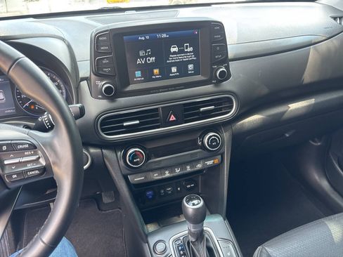 Used 2020 Hyundai Kona Limited w/ Cargo Package FWD image 15