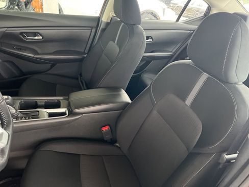 Certified 2022 Nissan Sentra SV w/ All-Weather Package FWD image 4