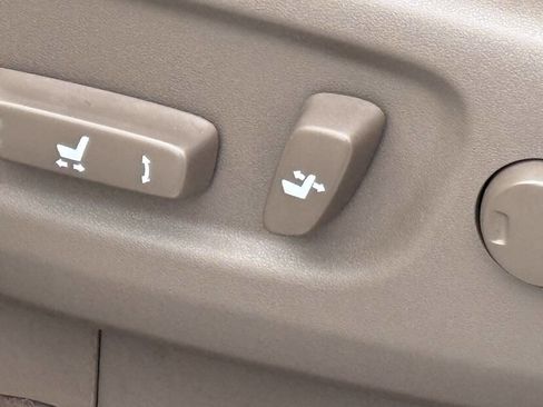 Used 2011 Lexus GX 460 image 14