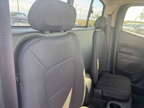 Used 2016 Chevrolet Colorado LT w/ LT Convenience Package AWD/4WD image 25