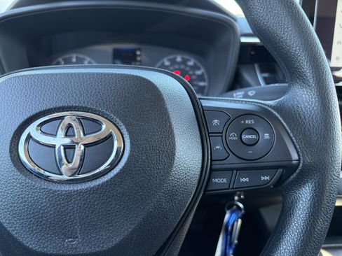 Used 2024 Toyota Corolla LE image 15