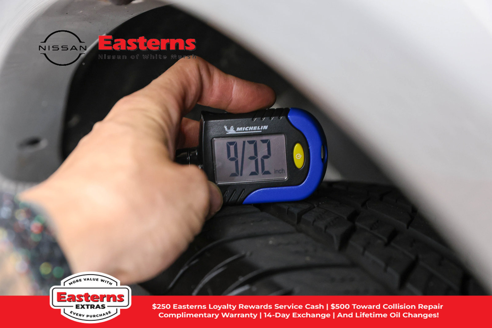 Used 2023 Nissan Armada SV AWD/4WD image 32