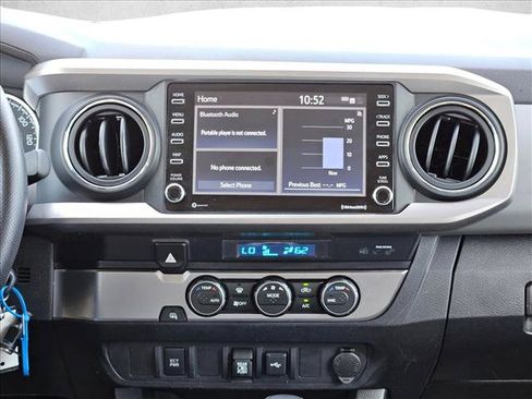 Used 2022 Toyota Tacoma SR5 RWD image 14