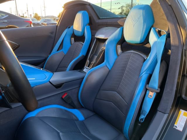Used 2023 Chevrolet Corvette Stingray Premium Conv w/ Z51 Performance Package RWD image 21