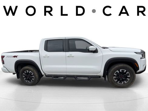 Used 2024 Nissan Frontier PRO-4X w/ Pro Convenience Package image 2