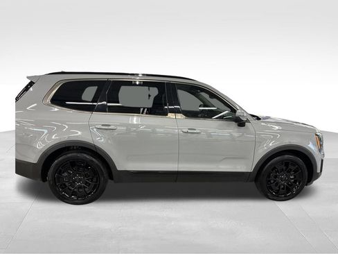 Certified 2021 Kia Telluride EX w/ EX Premium Package AWD/4WD image 6