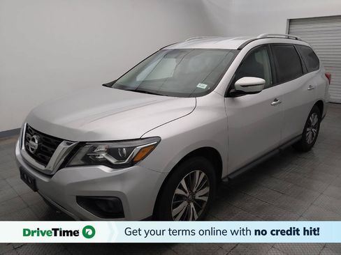 Used 2019 Nissan Pathfinder SV FWD image 1