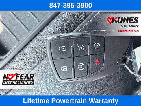 Used 2024 Chevrolet Suburban Premier AWD/4WD image 14