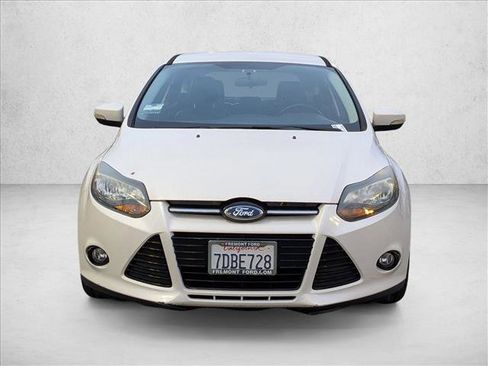 Used 2014 Ford Focus Titanium image 2