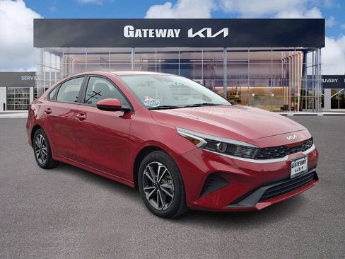 Used 2023 Kia Forte LXS FWD image 1