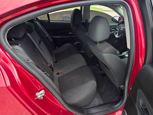 Used 2011 Chevrolet Cruze LT FWD image 11