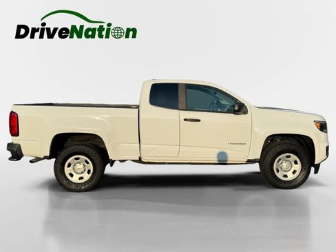 Used 2018 Chevrolet Colorado W/T w/ WT Convenience Package RWD image 4