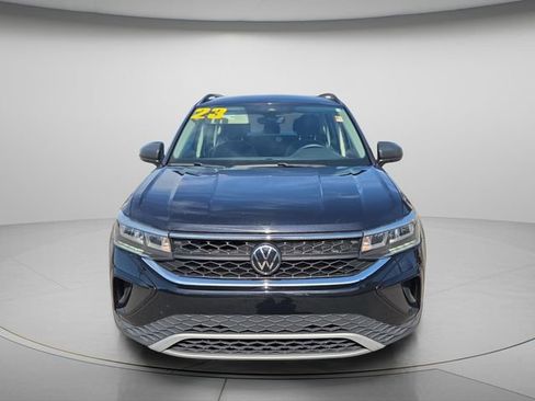 Used 2024 Volkswagen Taos S FWD image 4