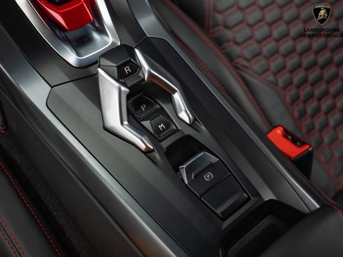 Used 2017 Lamborghini Huracan LP 580-2 image 33