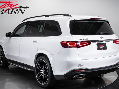Used 2020 Mercedes-Benz GLS 580 4MATIC image 3
