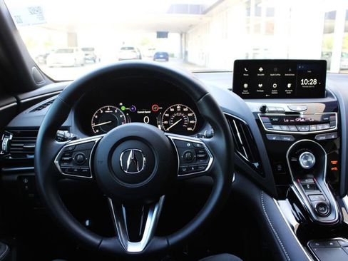 Used 2025 Acura RDX SH-AWD image 32