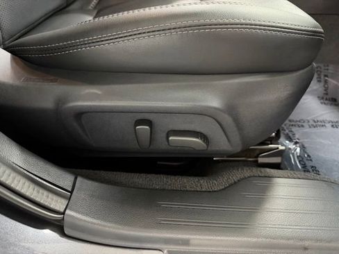 Used 2019 Subaru Outback 2.5i Limited AWD/4WD image 25