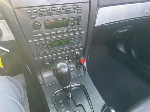 Used 2003 Ford Thunderbird RWD image 18