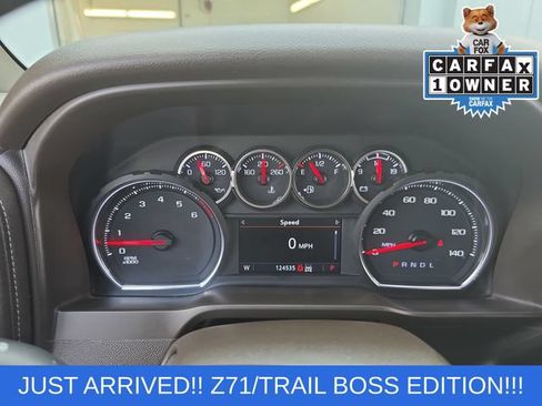 Used 2021 Chevrolet Silverado 1500 LT Trail Boss w/ Convenience Package II AWD/4WD image 10