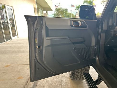 Used 2024 Ford Bronco Black Diamond image 46