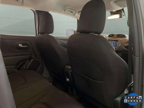 Used 2022 Jeep Renegade Latitude image 70