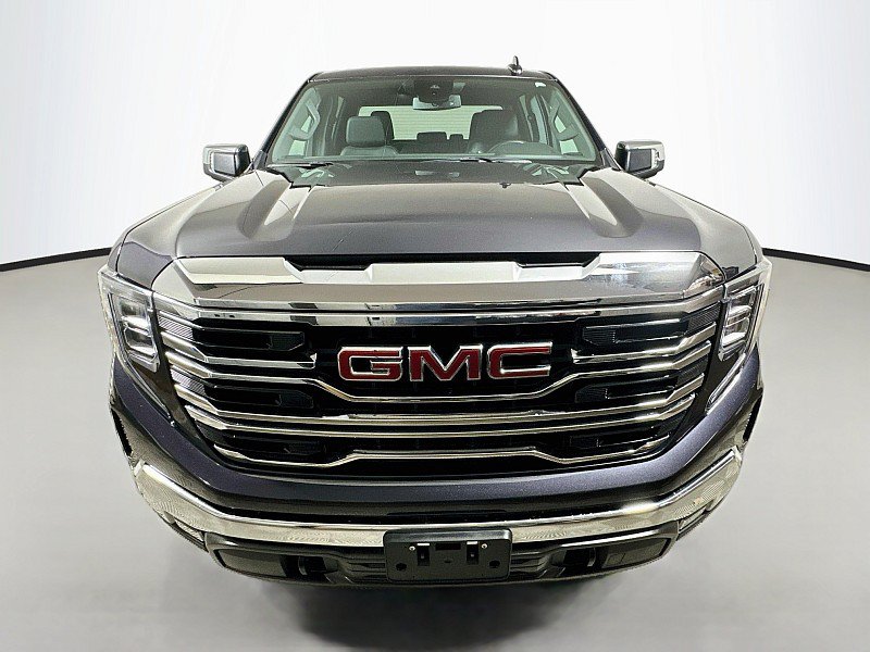 Used 2025 GMC Sierra 1500 SLT AWD/4WD image 2