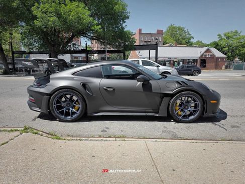 Used 2024 Porsche 911 GT3 RS RWD image 7