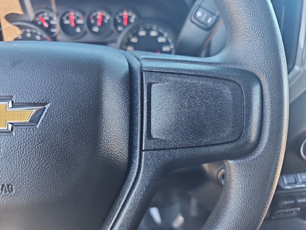 Used 2024 Chevrolet Silverado 1500 Custom RWD image 17