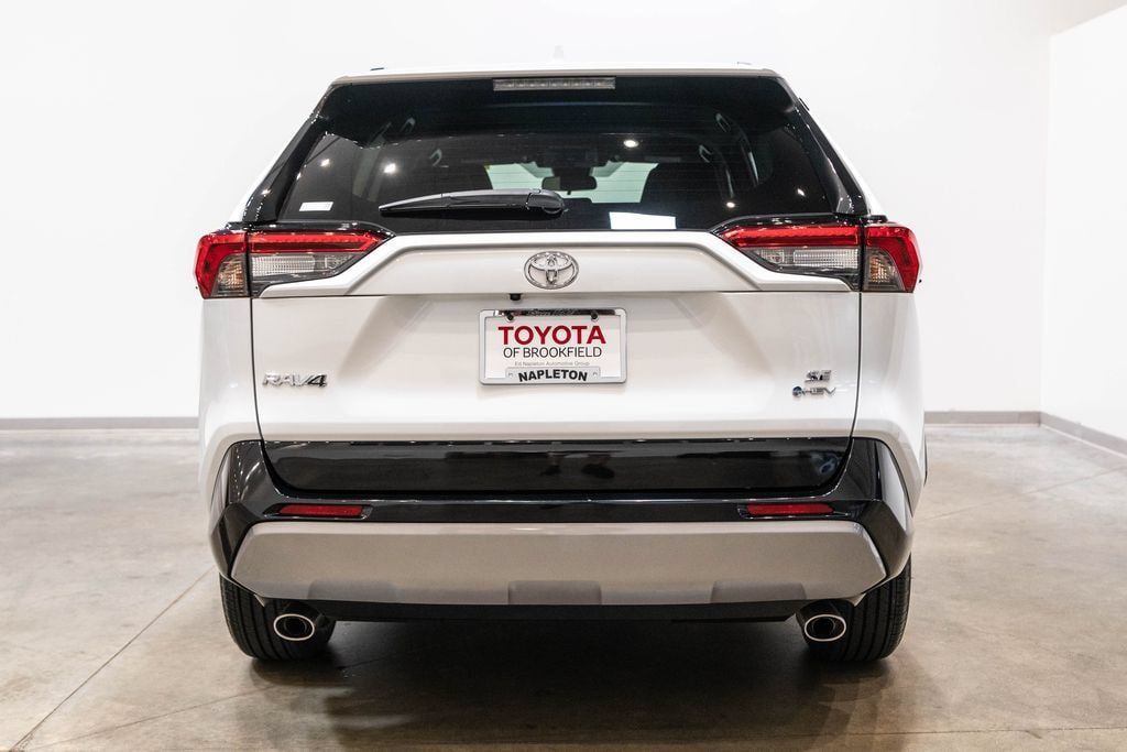 Certified 2025 Toyota RAV4 SE AWD/4WD image 8