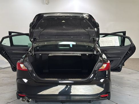 New 2026 Toyota Camry Hybrid image 16