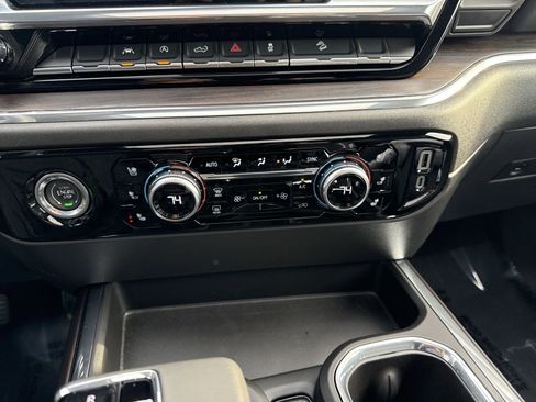 Used 2023 GMC Sierra 1500 SLT w/ SLT Premium Package image 21