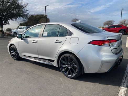 New 2026 Toyota Corolla SE FWD image 6