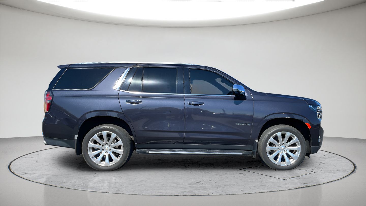 Used 2022 Chevrolet Tahoe Premier AWD/4WD image 2