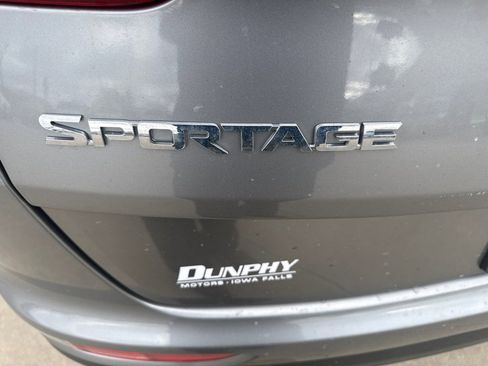 Used 2019 Kia Sportage EX image 12