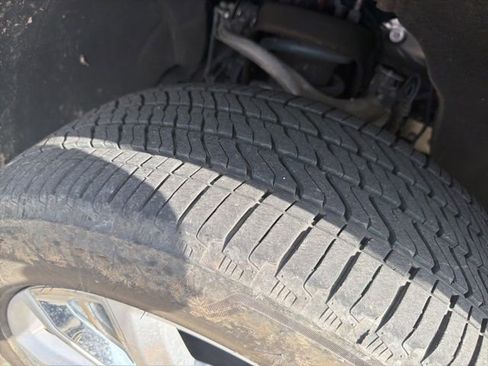 Used 2024 Chevrolet Silverado 1500 High Country w/ High Country Premium Package image 9