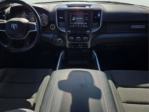 Used 2019 RAM 1500 Big Horn AWD/4WD image 11