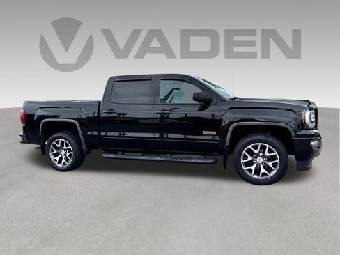 Used 2017 GMC Sierra 1500 SLT AWD/4WD image 21