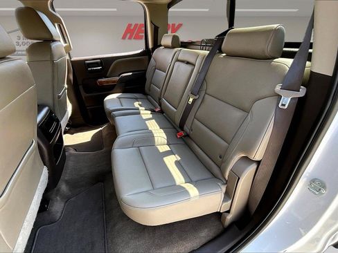 Used 2018 GMC Sierra 1500 SLT AWD/4WD image 24