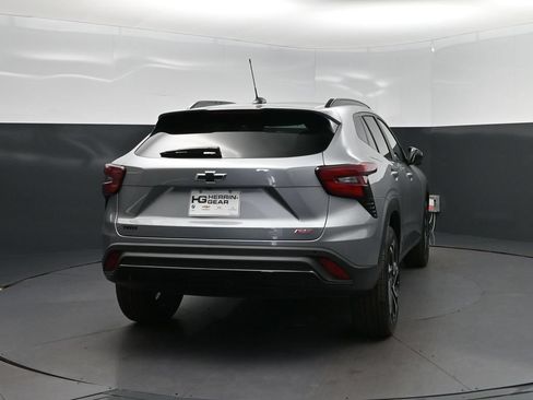 New 2026 Chevrolet Trax RS w/ Sunroof Package FWD image 7