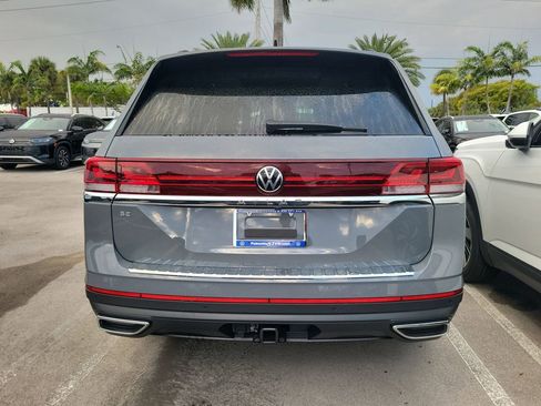 New 2026 Volkswagen Atlas SE image 4