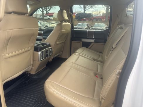 Used 2016 Ford F150 Lariat image 6