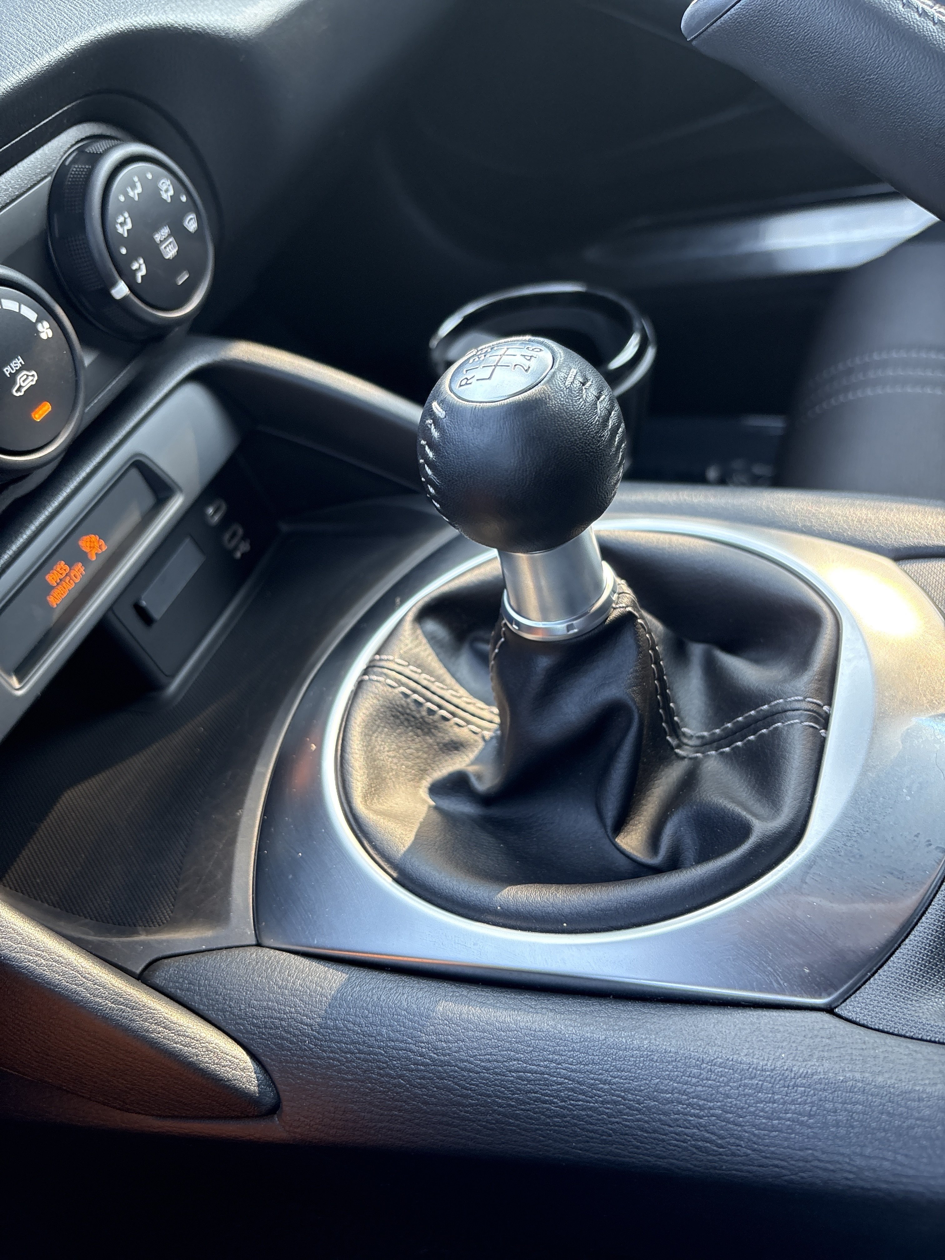 Used 2026 MAZDA MX-5 Miata Sport w/ Interior Package RWD image 31
