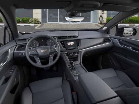 New 2026 Cadillac XT5 Sportv w/ LPO, Floor Liner Package AWD/4WD image 16