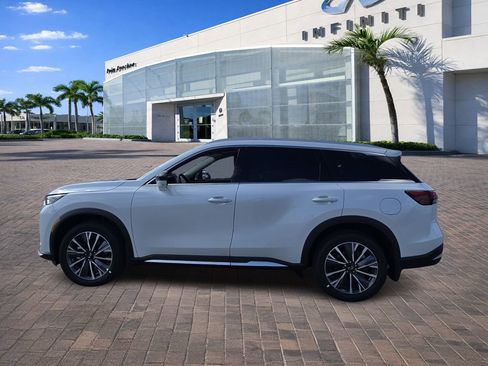 New 2026 INFINITI QX60 Luxe w/ Cargo Package FWD image 4