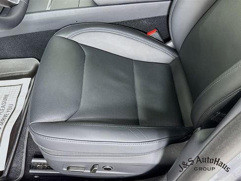 Used 2025 Tesla Model 3 Long Range image 25