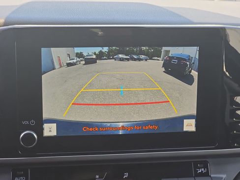 Used 2025 Toyota Camry SE FWD image 22